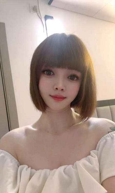 纽波特楼凤,伦敦楼凤,私做会所