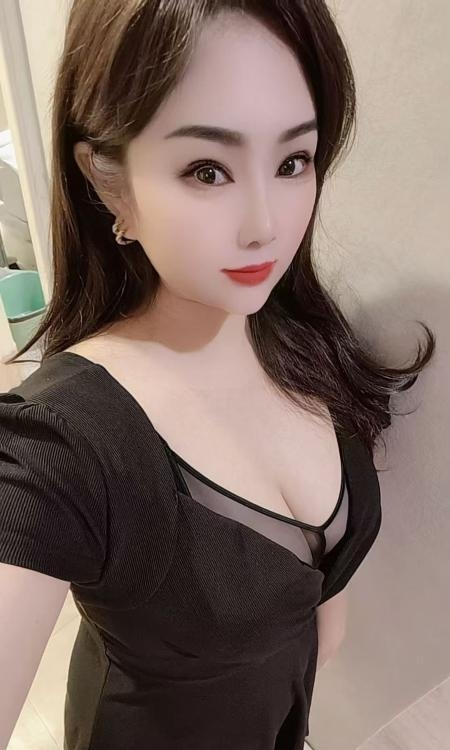 利兹成人楼凤，利兹私做全套